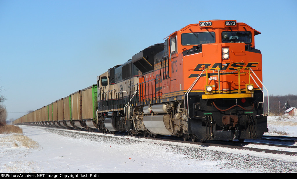 BNSF 9073 & BNSF 9611